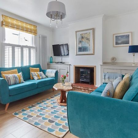 Spacious Coastal Cottage Close To Beach - Bailey Cottage Deal Exteriér fotografie